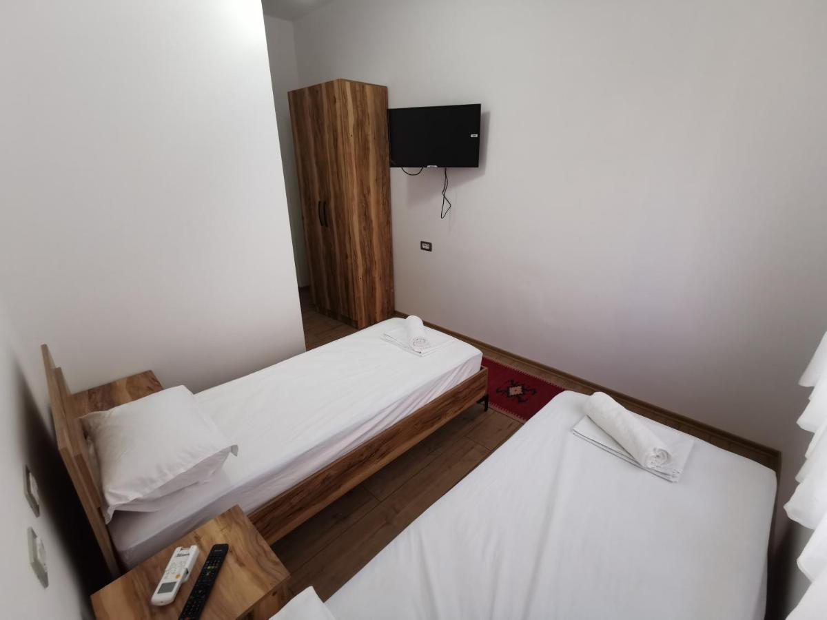 Bed and Breakfast Bujtina Valgent Берат Экстерьер фото