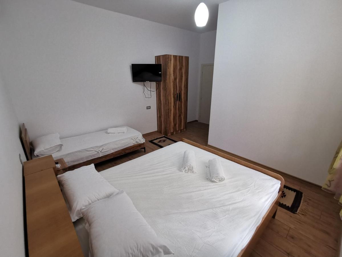 Bed and Breakfast Bujtina Valgent Берат Экстерьер фото