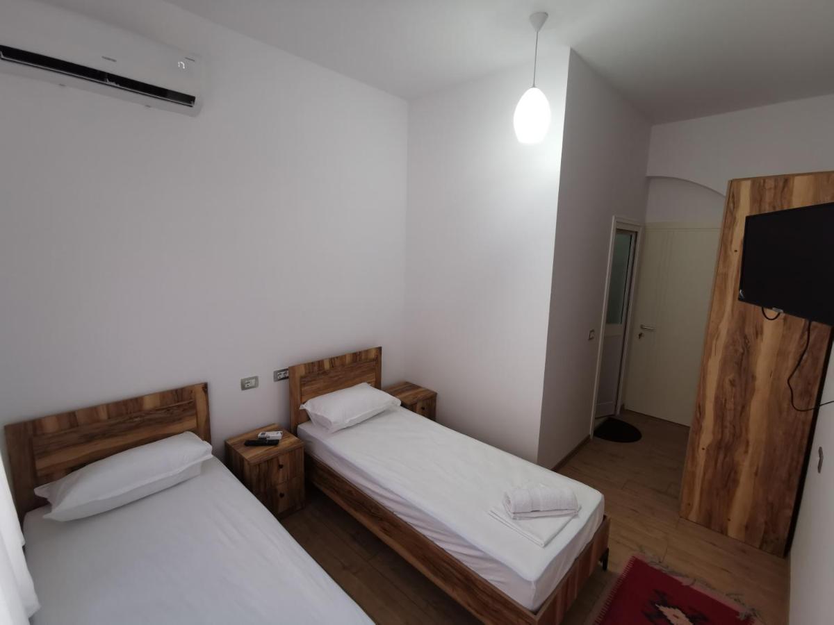 Bed and Breakfast Bujtina Valgent Берат Экстерьер фото