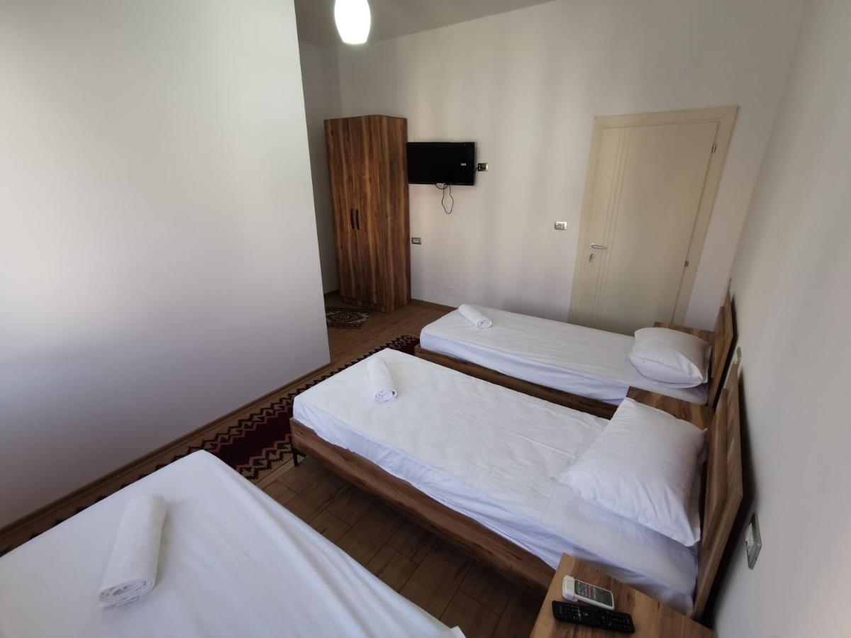 Bed and Breakfast Bujtina Valgent Берат Экстерьер фото